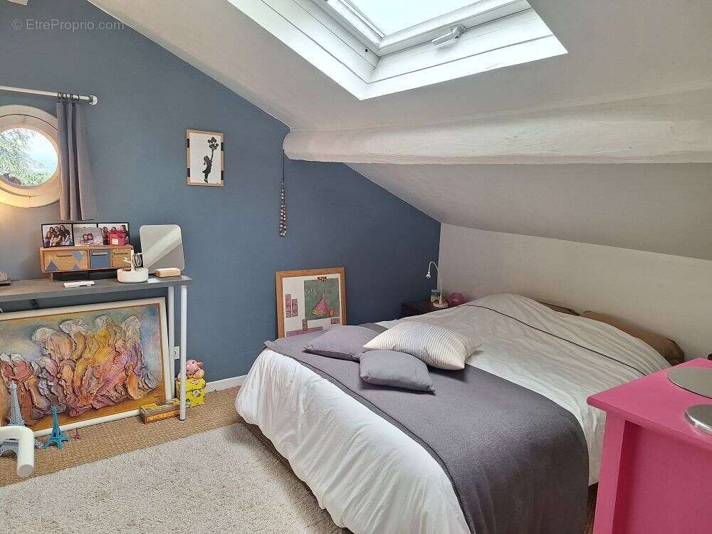 Appartement 179 m² à Feyzin  - photo 9