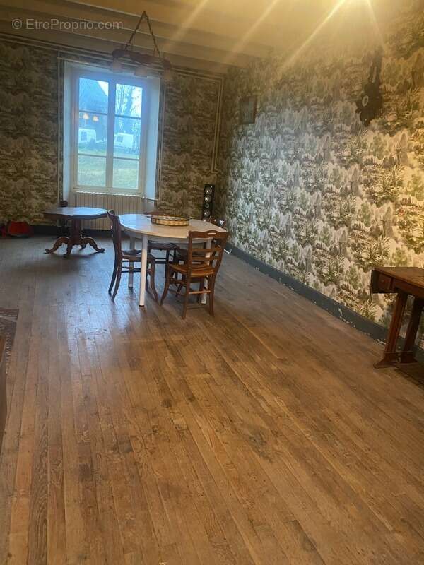 Maison à MUR-DE-BARREZ