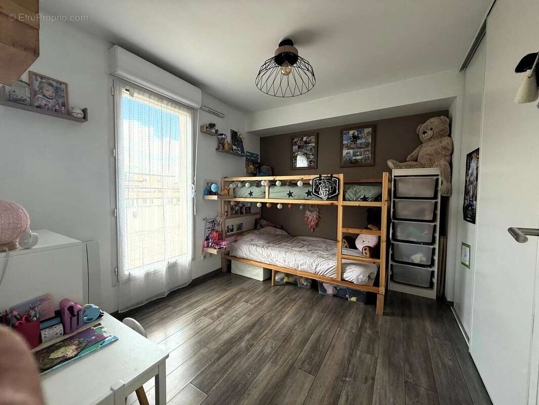 Appartement à CHELLES