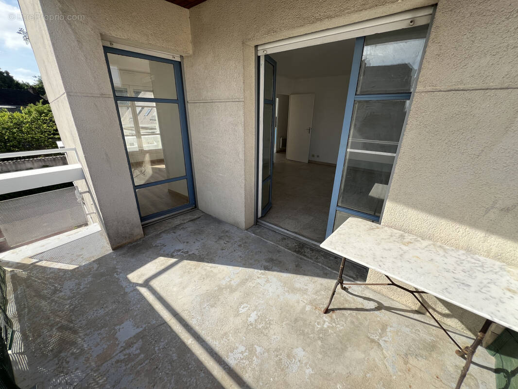 Appartement à ROISSY-EN-BRIE