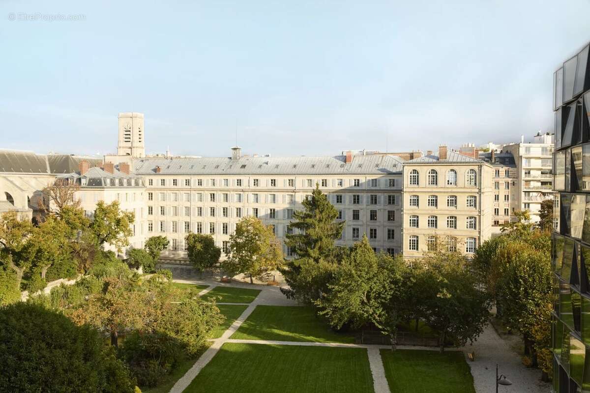 Appartement à PARIS-5E