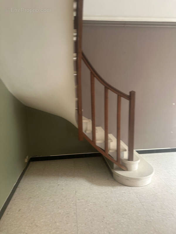 Maison à COURTHEZON