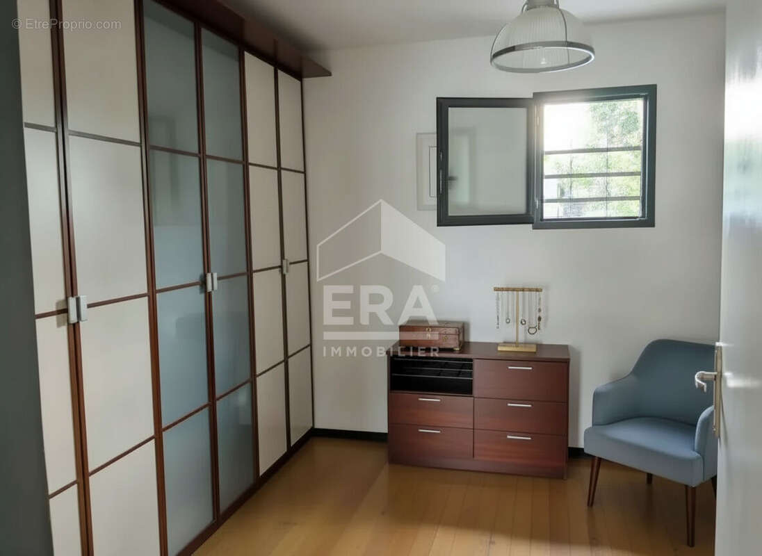 Maison à SAINT-SEURIN-SUR-L'ISLE