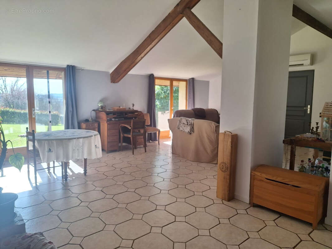 Maison à MONSEMPRON-LIBOS