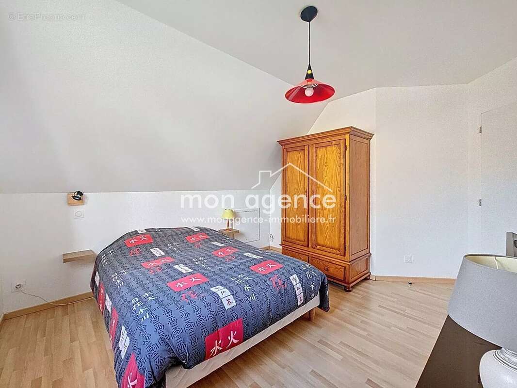 Maison à FRANQUEVILLE-SAINT-PIERRE