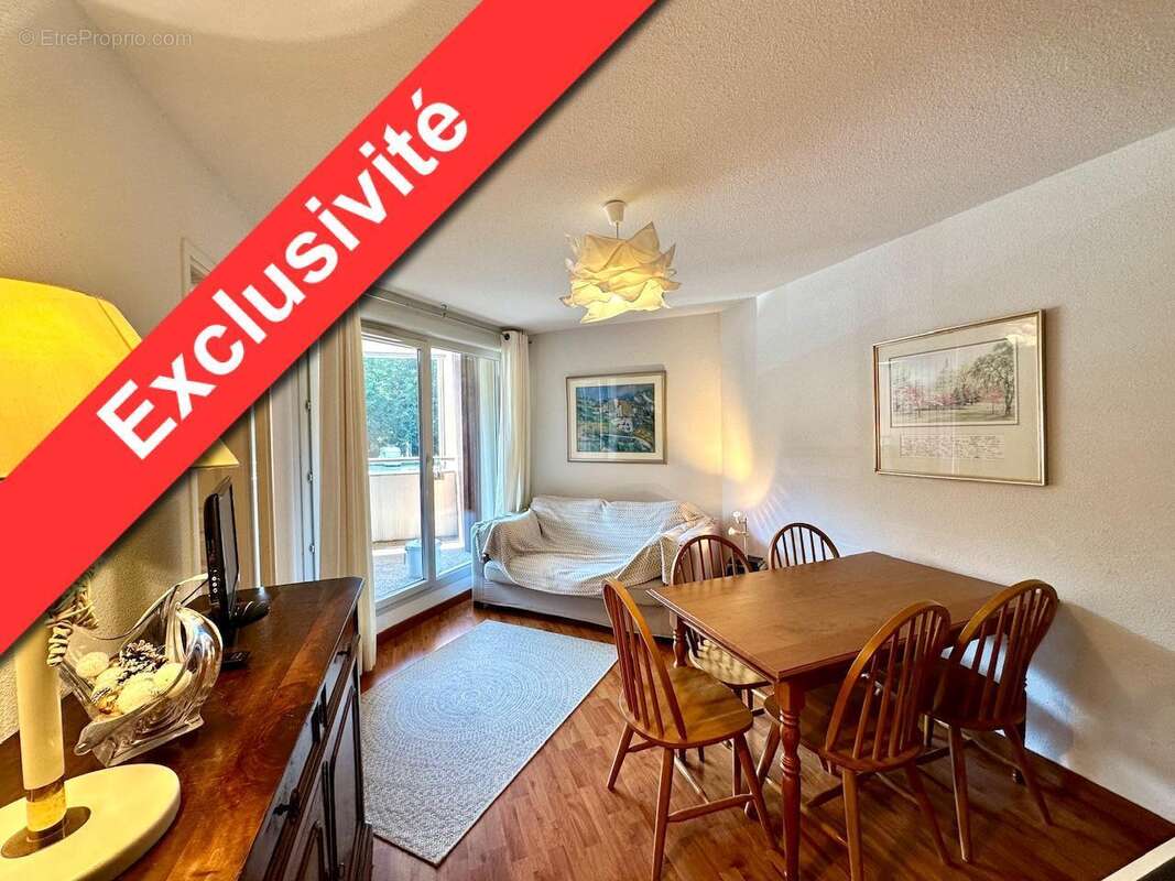   - Appartement à AX-LES-THERMES