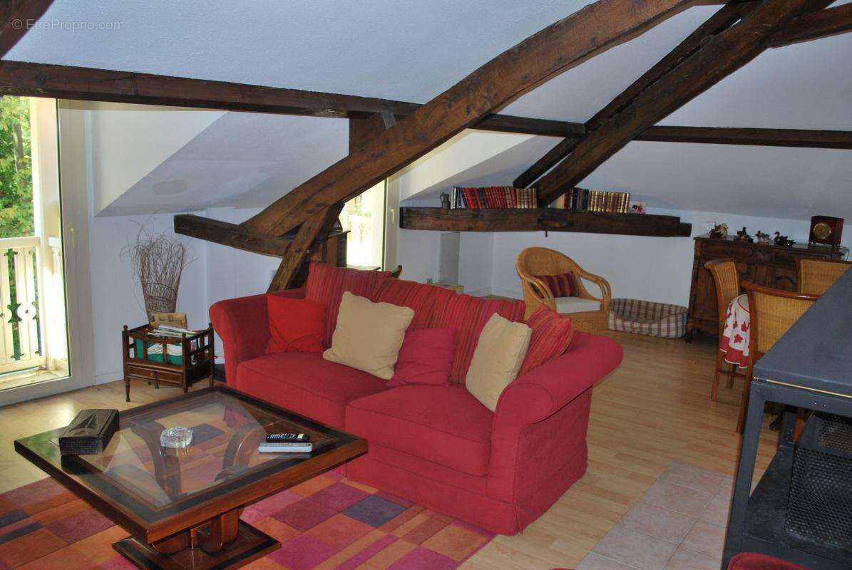 Immeuble de rapport à vendre - 19 appartements - photo 4