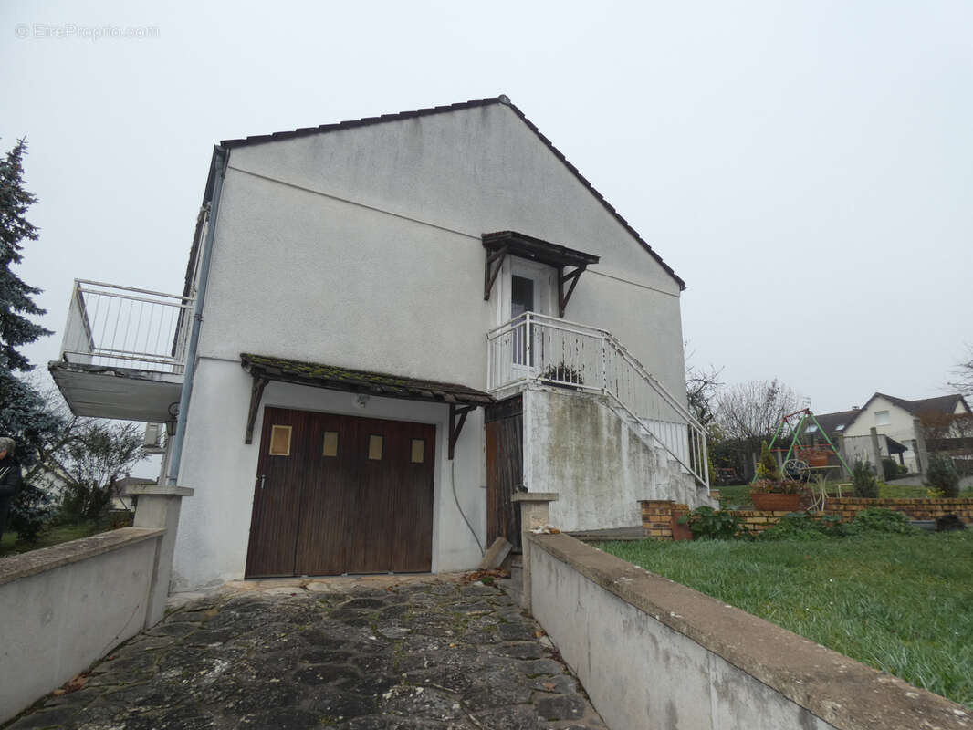 Maison à MIGENNES