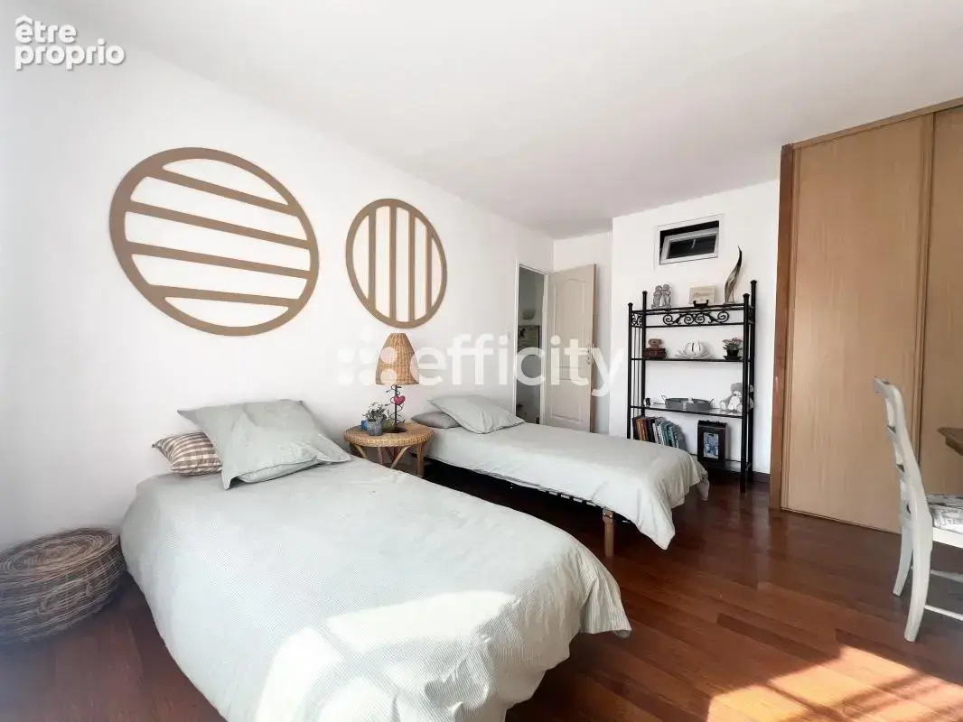 Maison 306 m² à Saint-Avertin  - photo 14