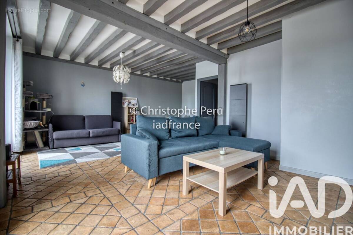 Photo 1 - Appartement à JUZIERS