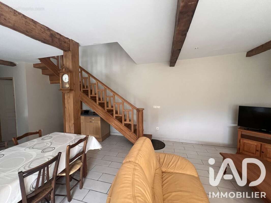 Maison 114 m² à Astugue  - photo 6