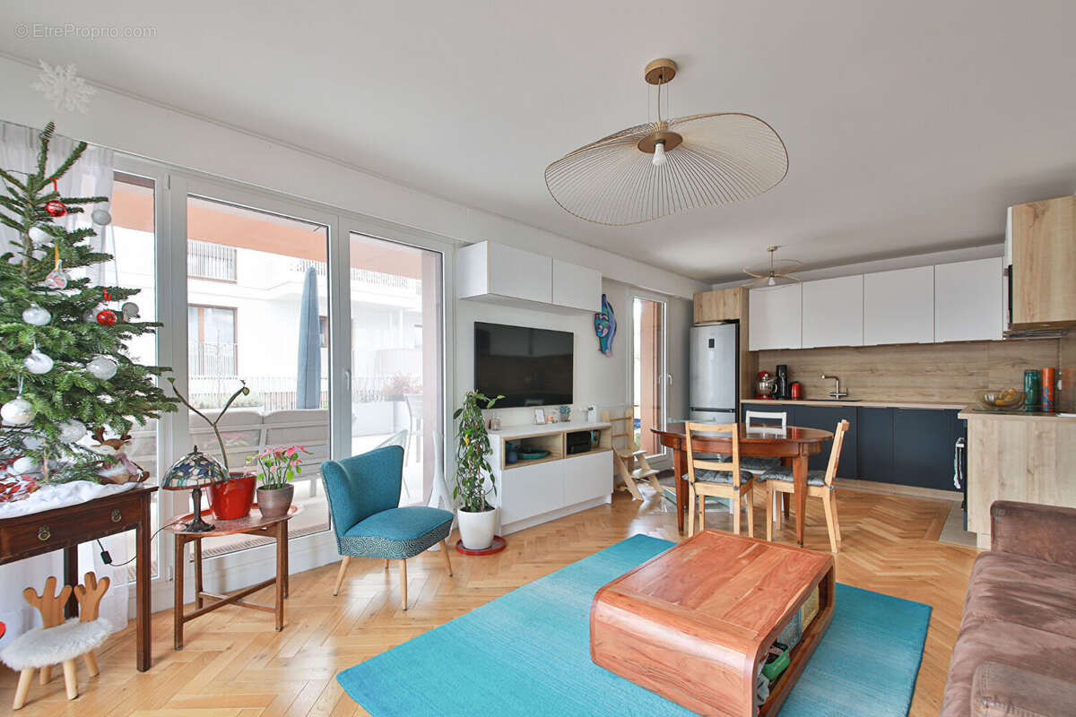 Appartement à ISSY-LES-MOULINEAUX