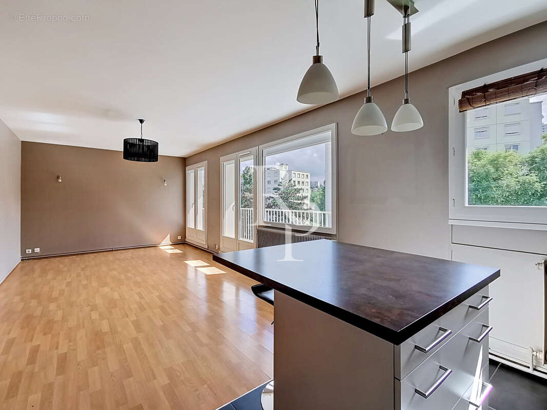 Appartement à LYON-5E