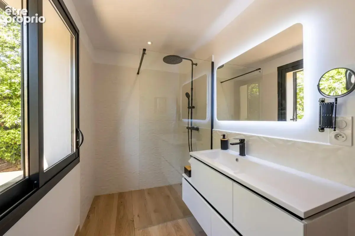 Villa 6 pièces de 177 m² à Saint-Aygulf - photo 15