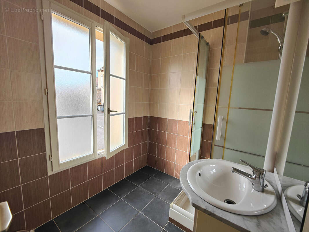 Appartement à BRUYERES-SUR-OISE