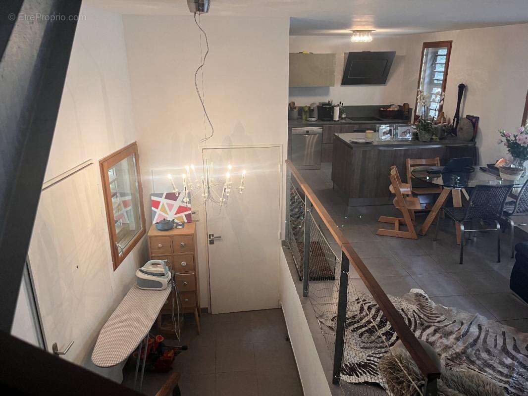 Appartement à MARSEILLE-2E