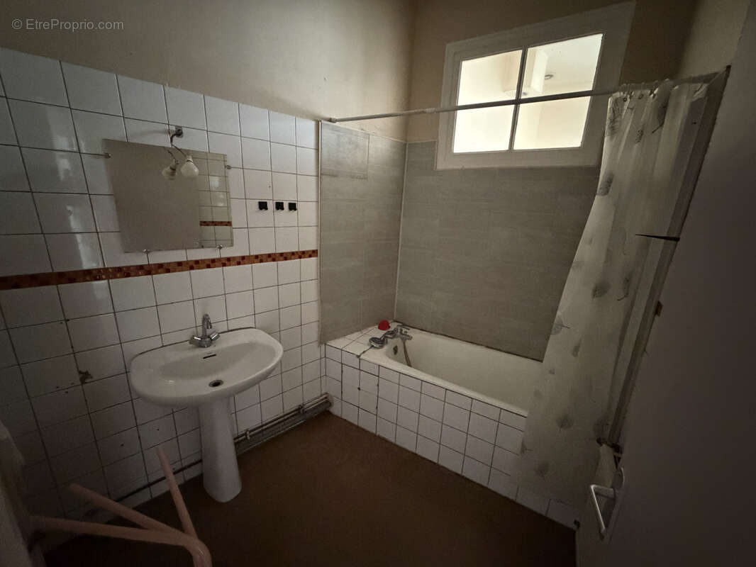 Appartement à CLAIRAC