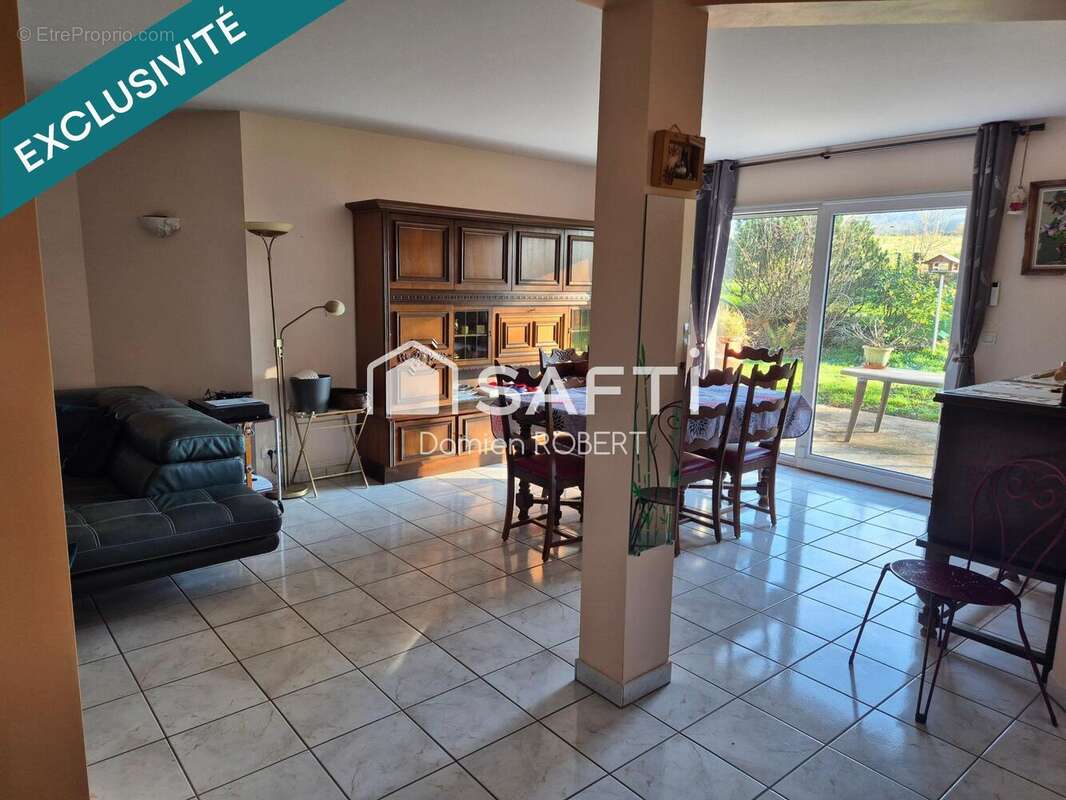 Photo 2 - Maison à BURGILLE