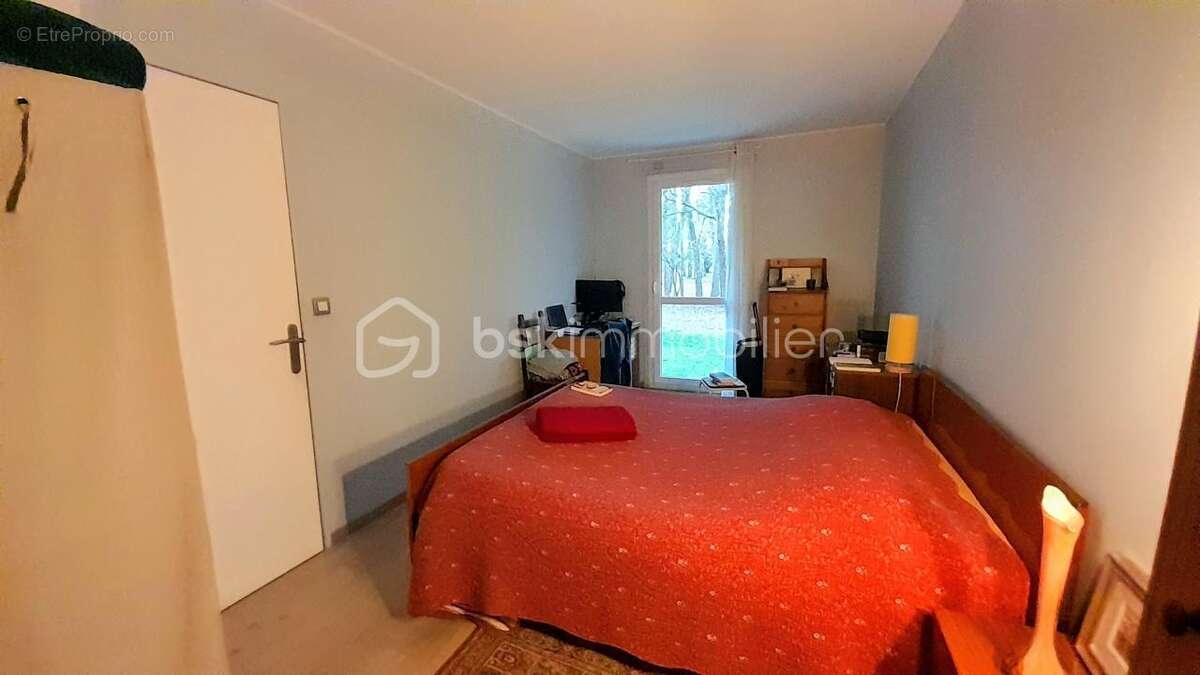 Appartement à VAUX-LE-PENIL