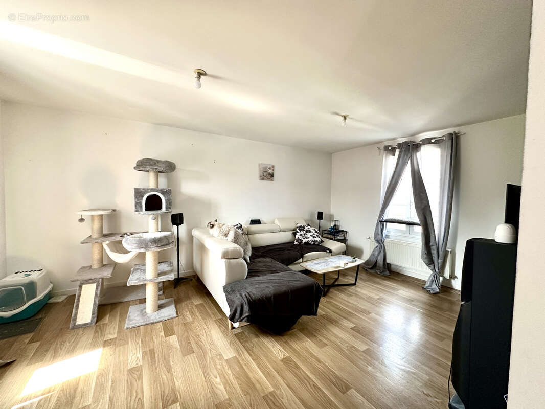 Appartement à BOUVINES