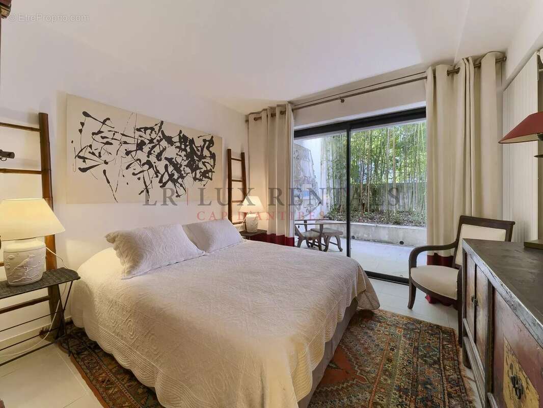 Coup de cœur : villa rénovée avec vue mer au Cap d’Antibes - photo 18