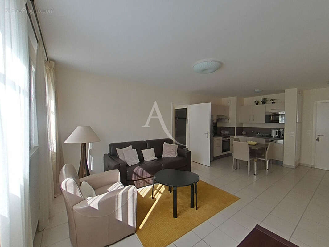 Appartement à SERRIS