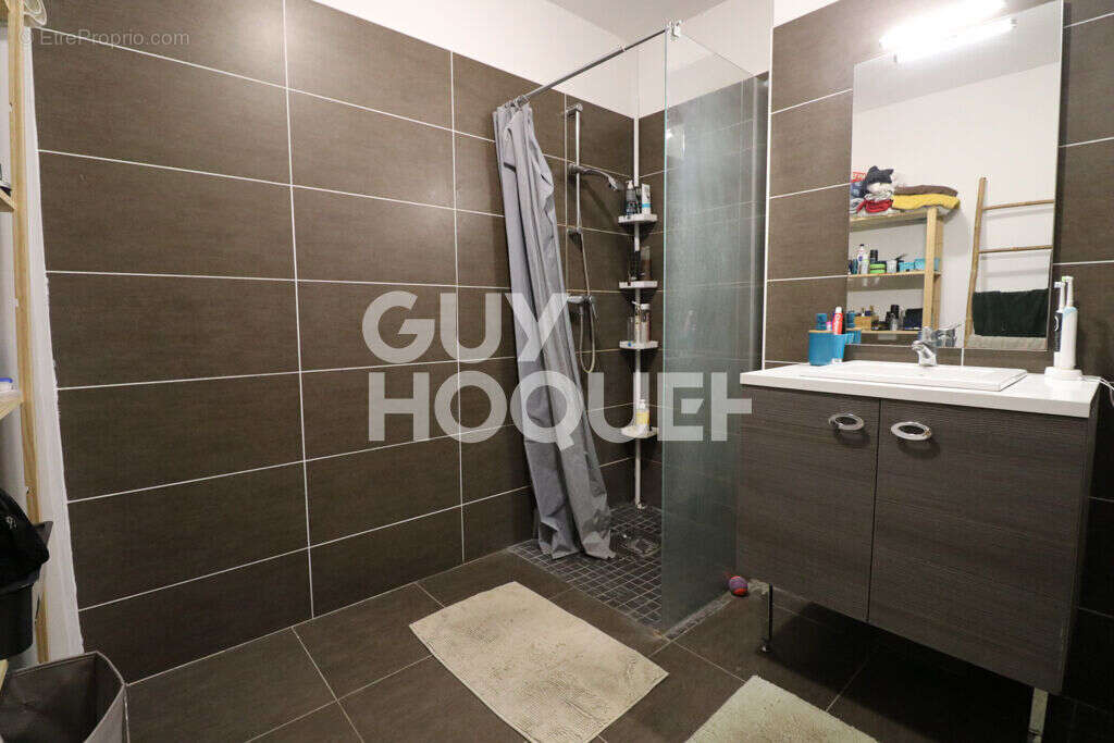 Appartement à SAINT-DENIS