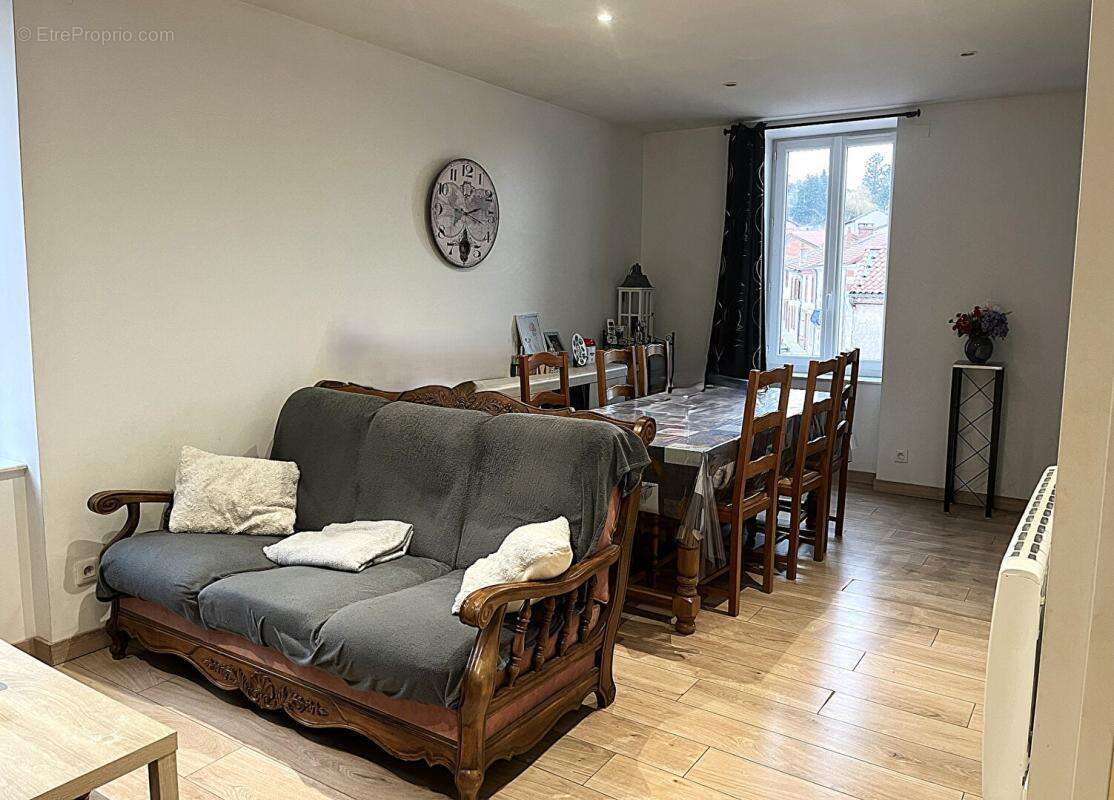 Appartement à NERONDE