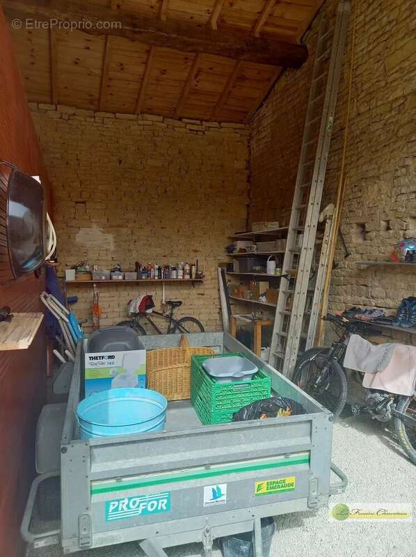 Maison à SAINT-FRAIGNE