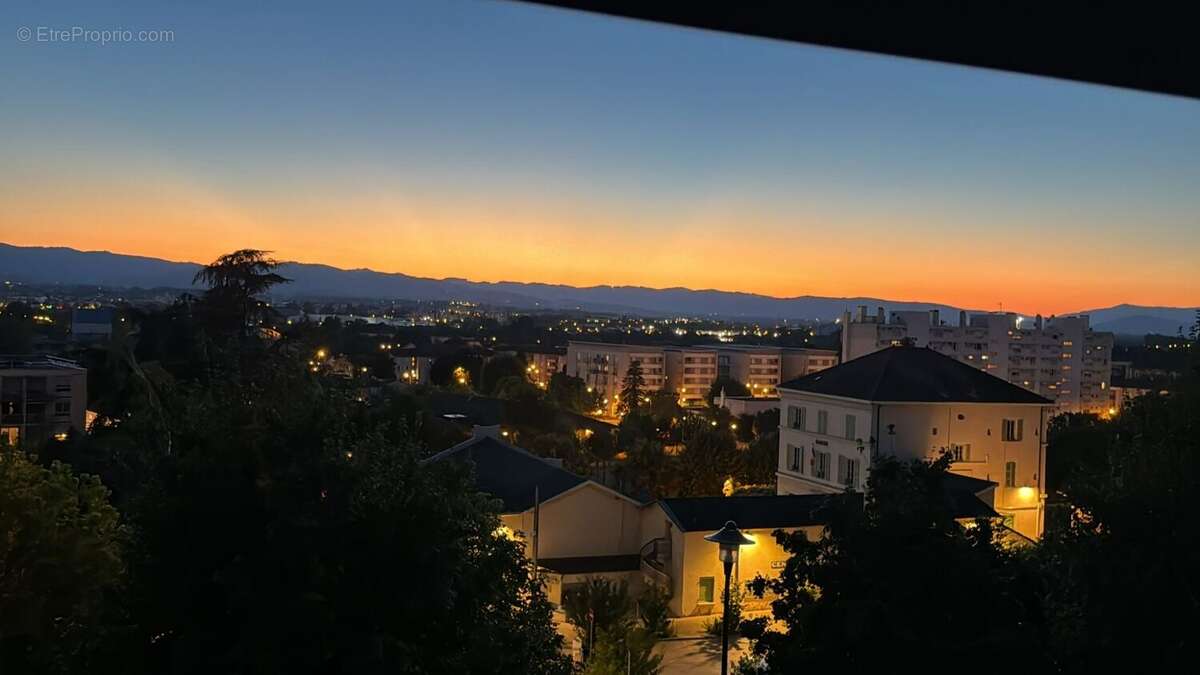 Appartement à JASSANS-RIOTTIER