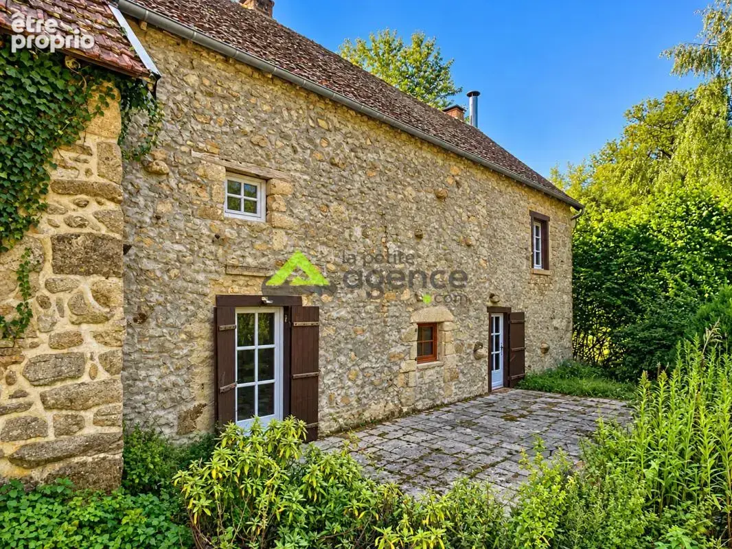 Belle propriété en pierres avec grange, verger, source et bo - photo 20