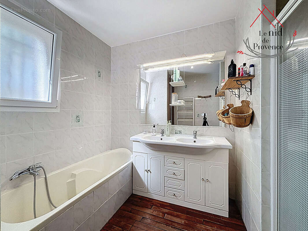 Maison à LAGARDE-PAREOL