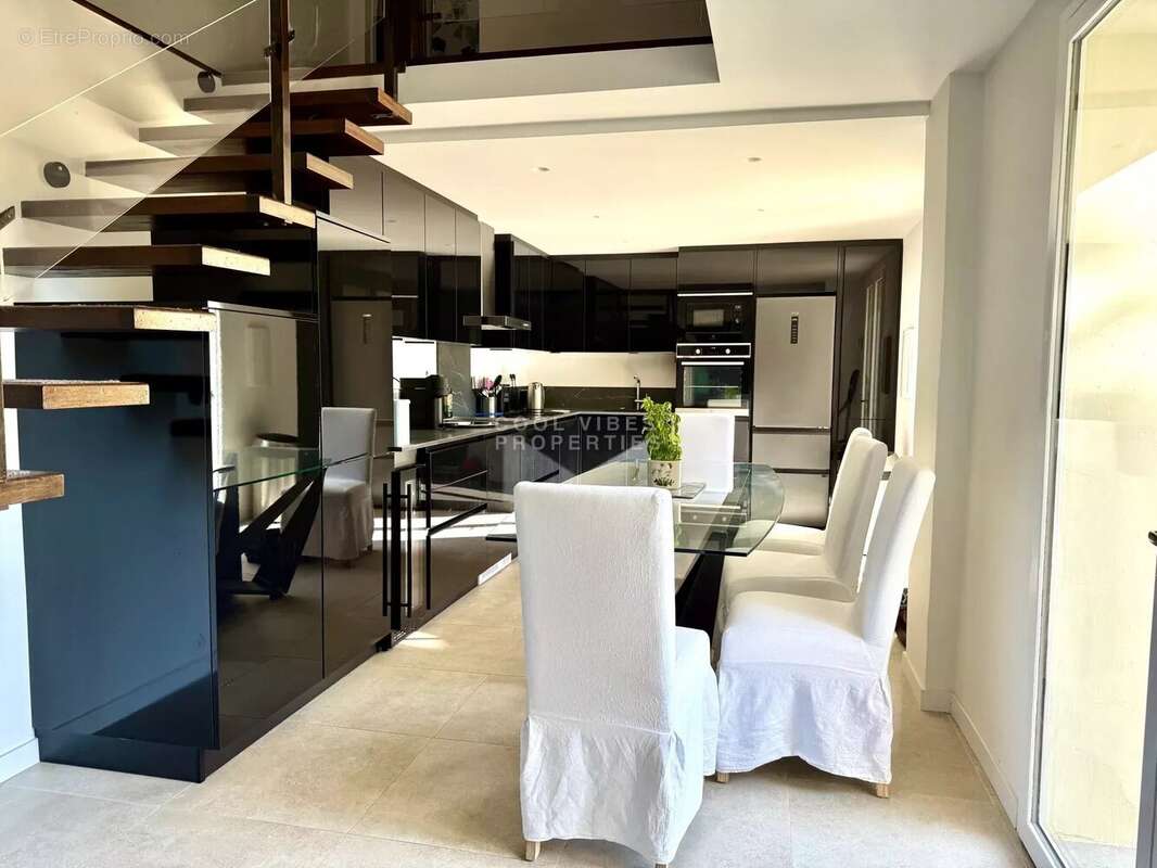 Maison à MOUANS-SARTOUX