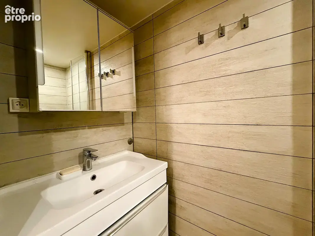 Place de la Nation - Appartement Haussmannien - photo 8