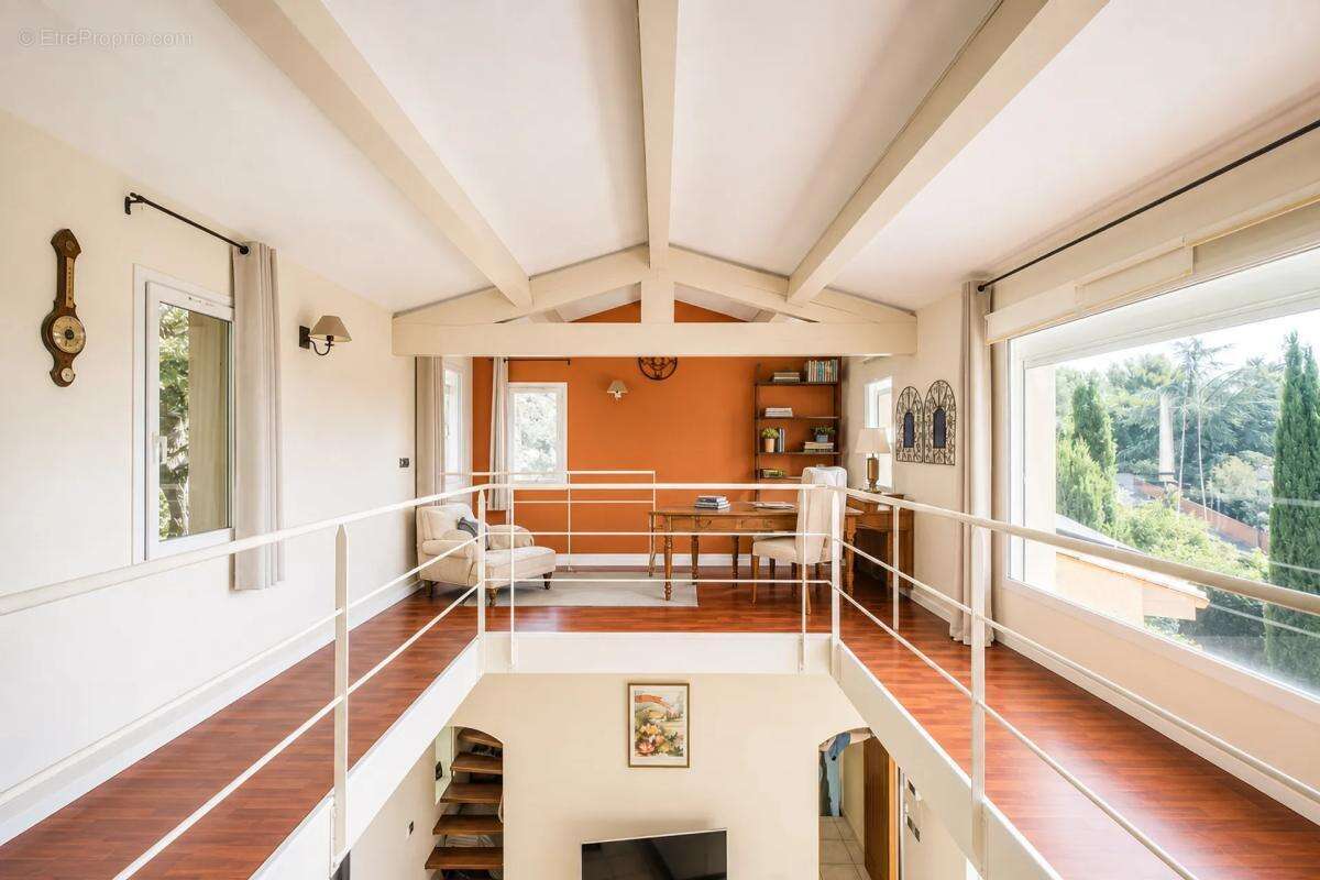 Maison à VAILHAUQUES