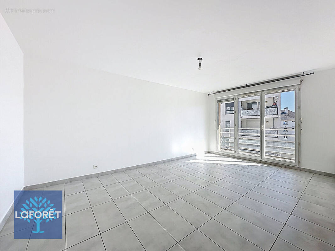 Appartement à BRETIGNY-SUR-ORGE