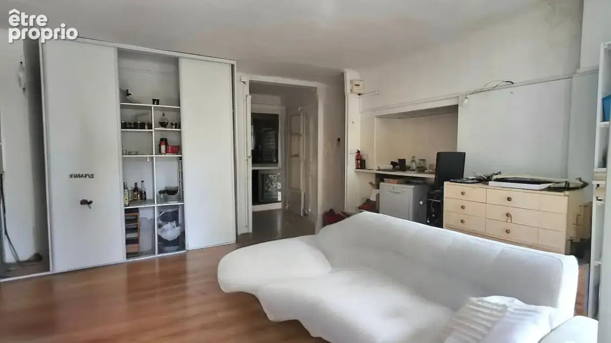 Appartement à MARSEILLE-4E