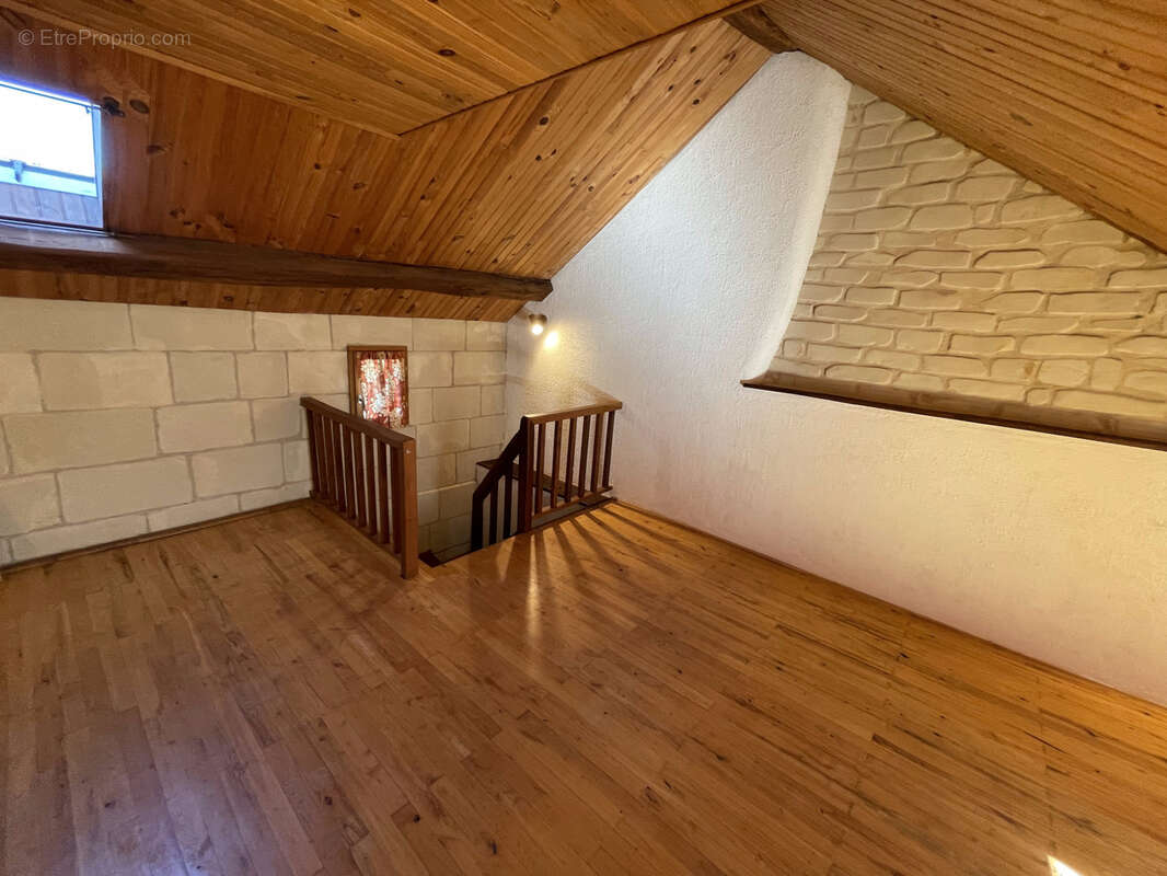 Maison à CHATELLERAULT