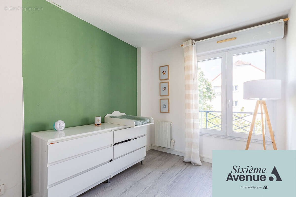 Appartement à CHILLY-MAZARIN