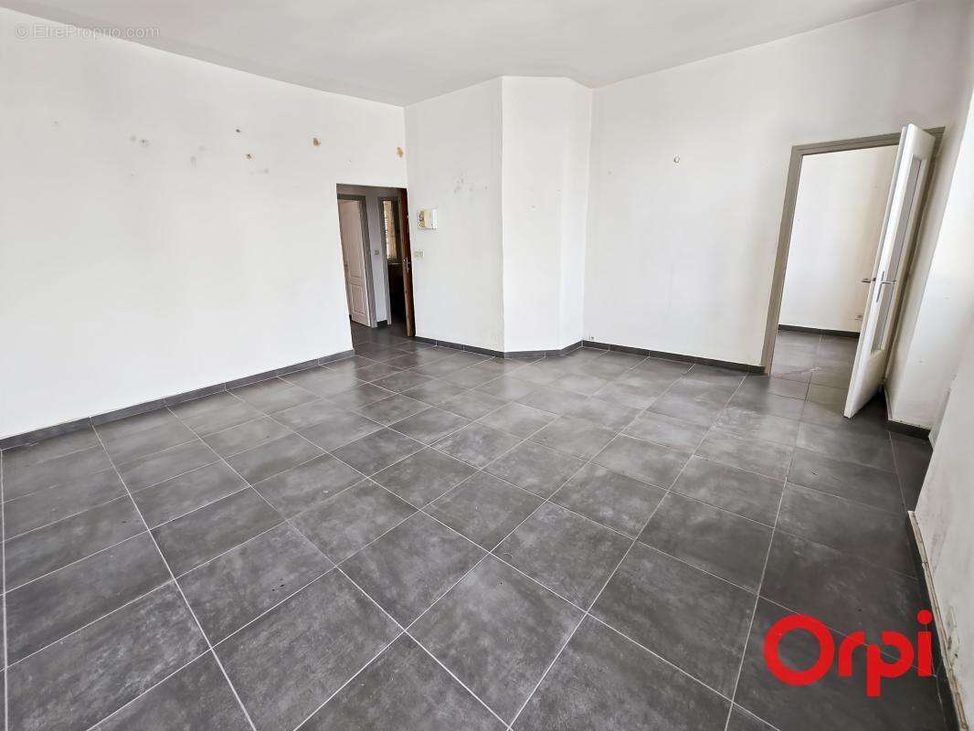 Exclusivite - t2 - appartement marseille - 13008 - petite copropriete - proche metro - photo 3