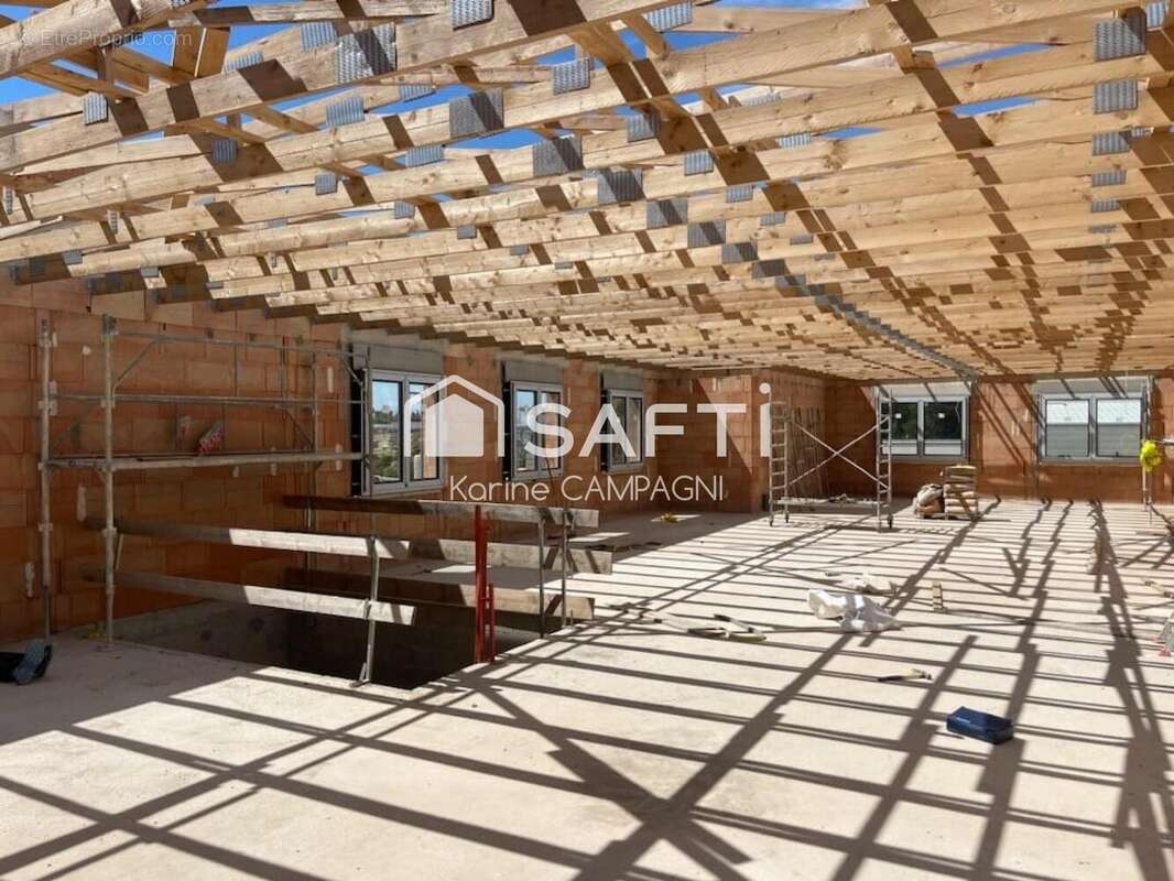 Photo 3 - Commerce à LE THOR