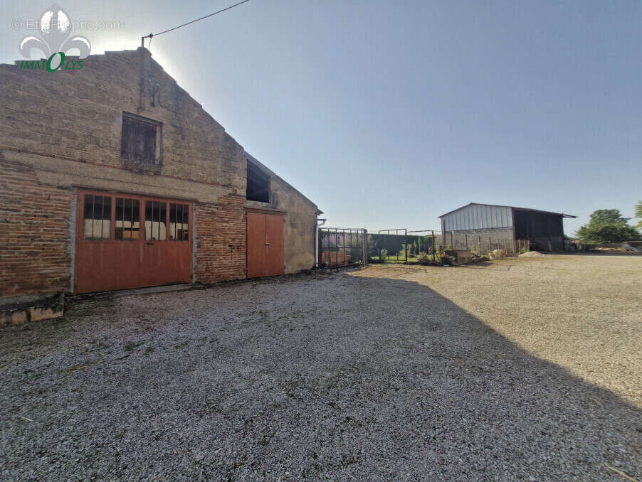 Maison à LONGEPIERRE