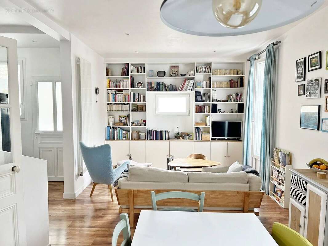 Maison à SAINT-MAUR-DES-FOSSES