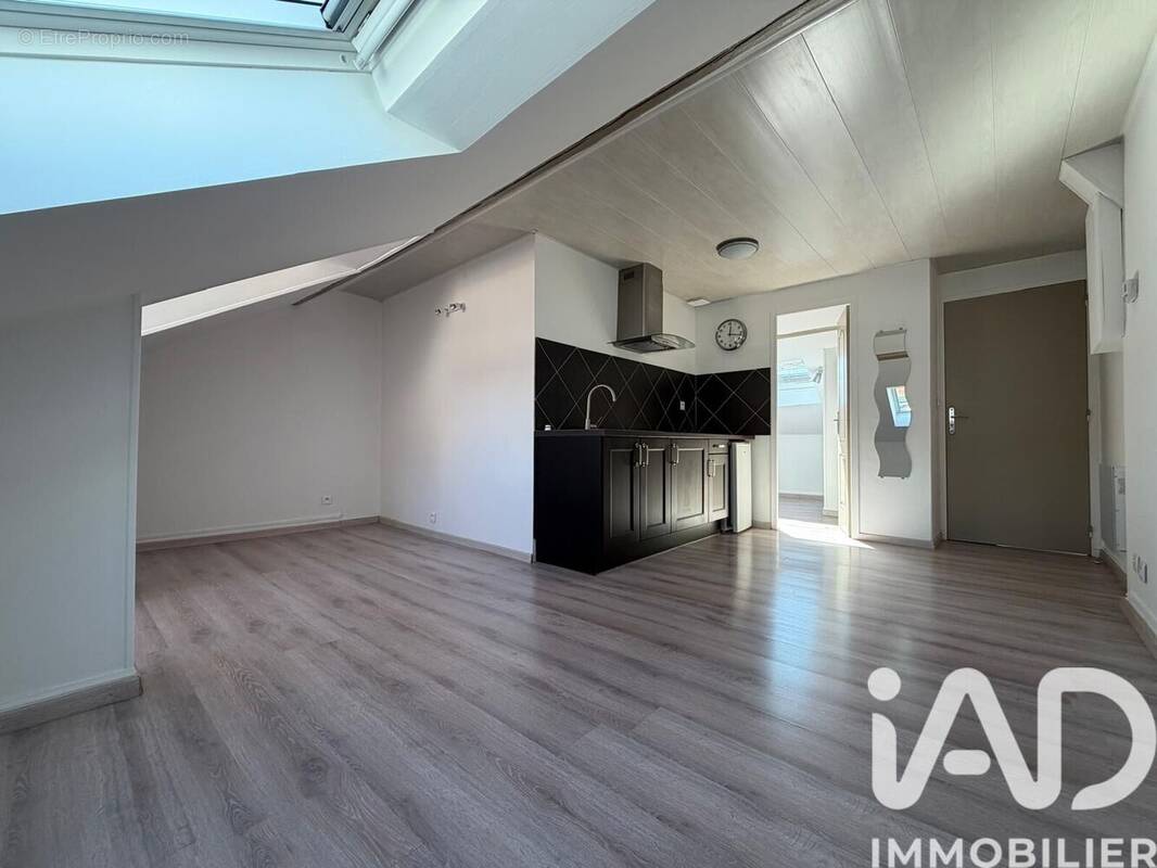 Photo 1 - Appartement à REIMS