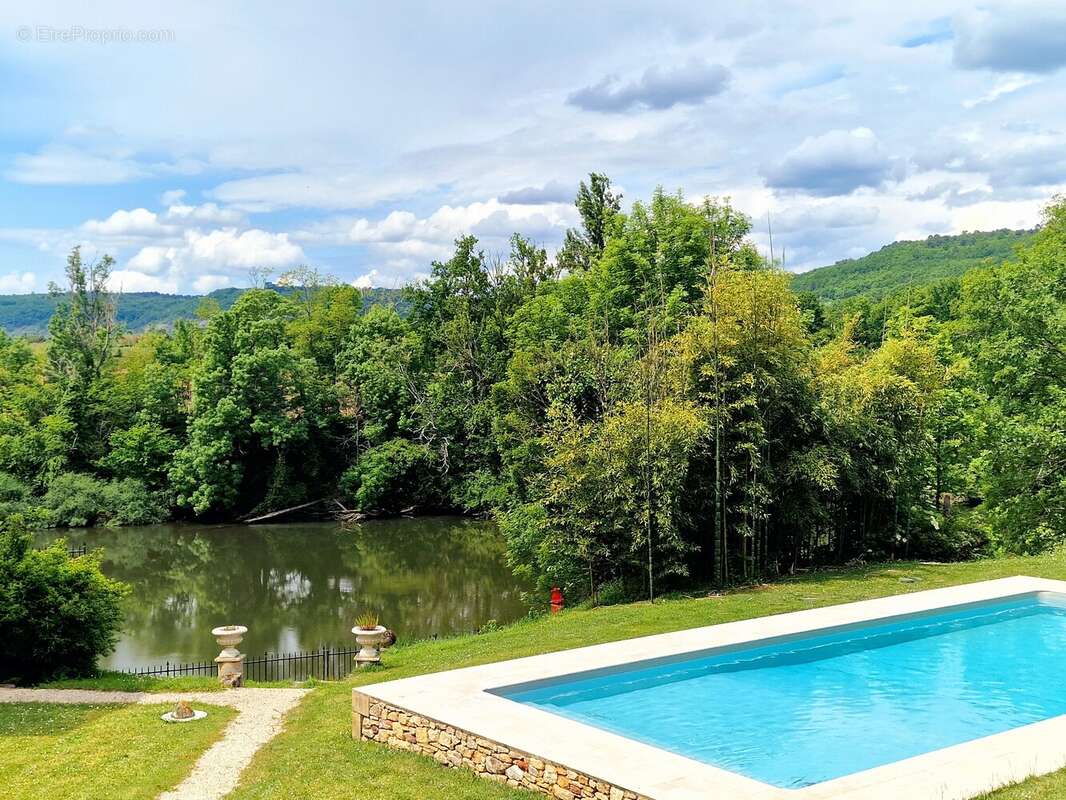 Magnifique propriété avec deux piscines sur les rives du Lot - photo 2