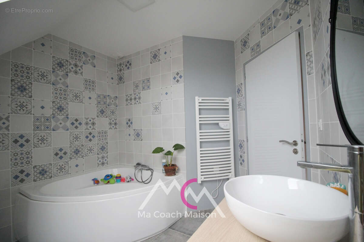 Maison à SAINTE-ANNE-SUR-BRIVET