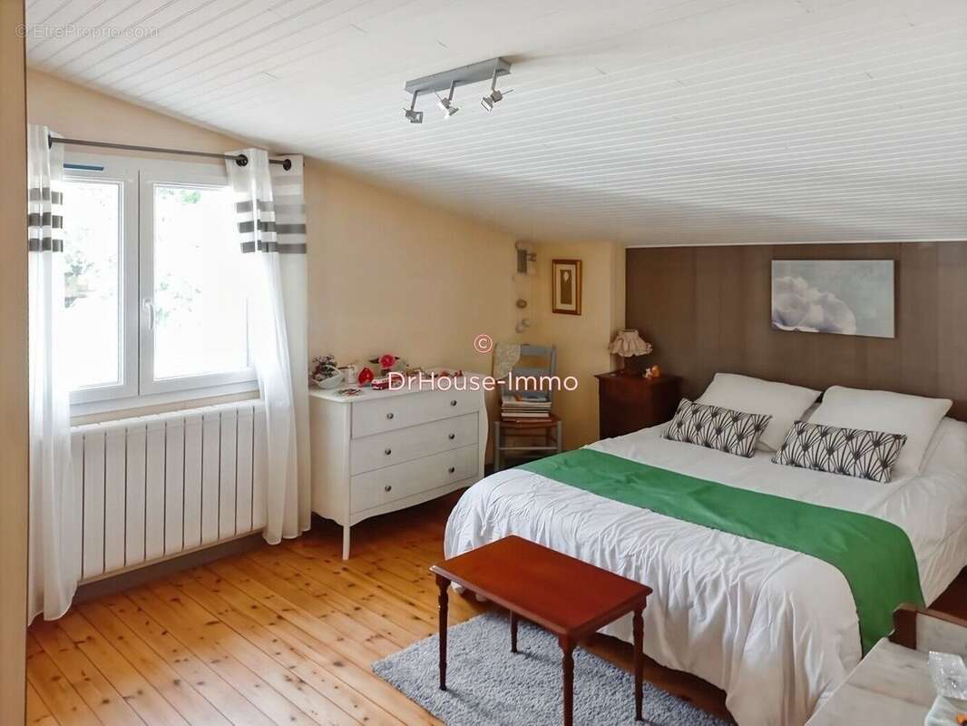Maison 110 m² à Cire-D'aunis  - photo 20