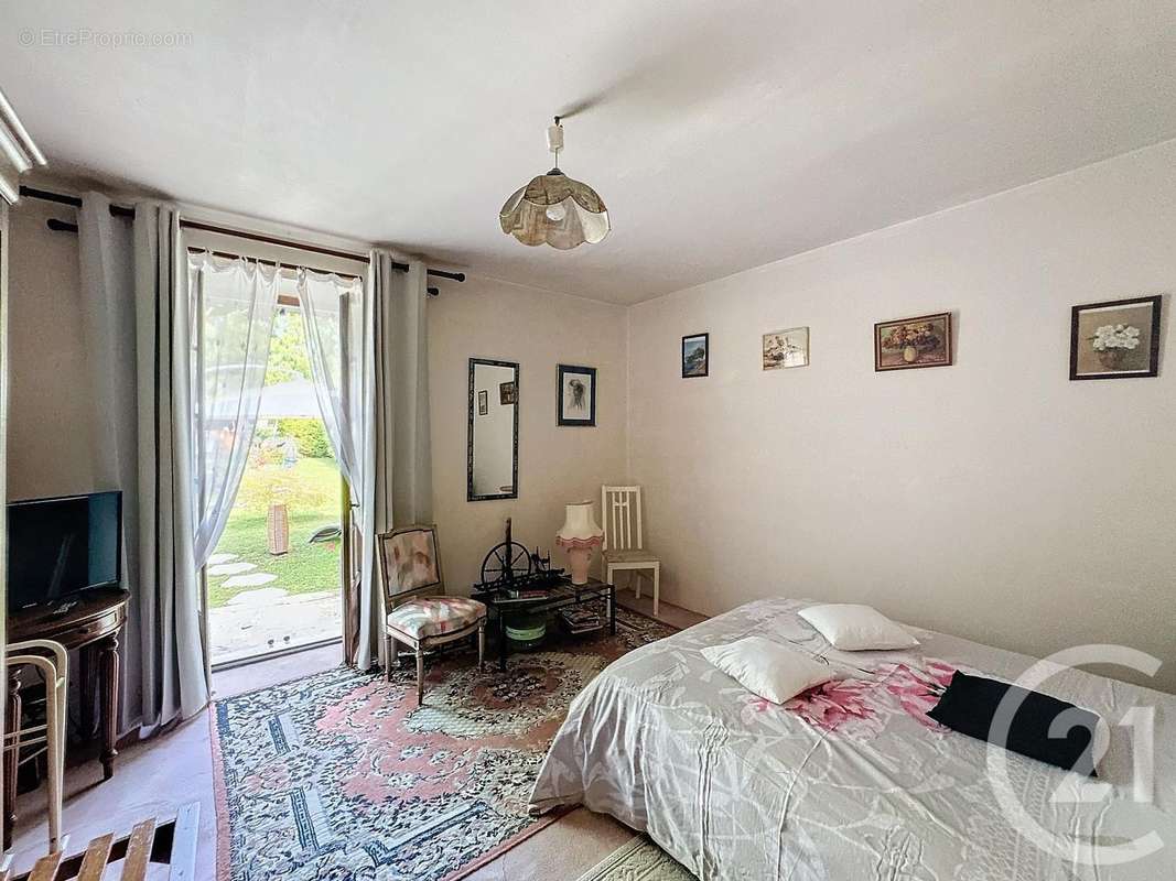 Maison à MALAY-LE-GRAND