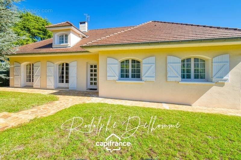 Maison à FRANCHEVILLE