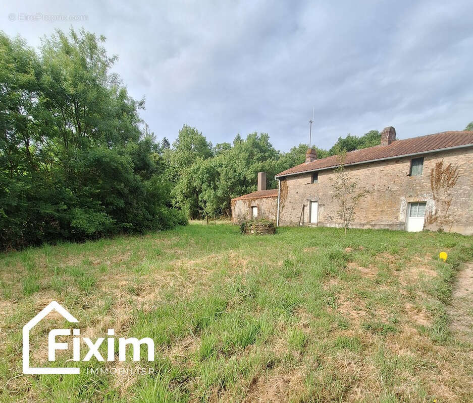 Maison à LA CHAPELLE-HEULIN